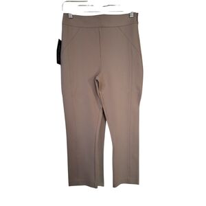 NWT Guess MARCIANO Sz. S/P Cropped Cream‎ Pants.